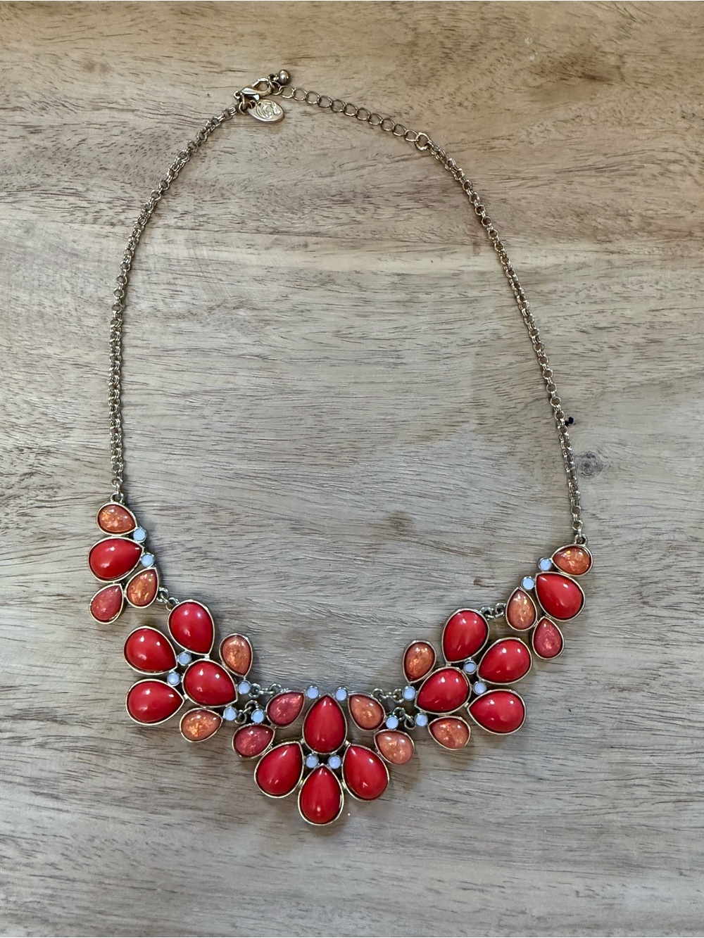 Cookie Lee Coral and Red Teardrop Bib Necklace
